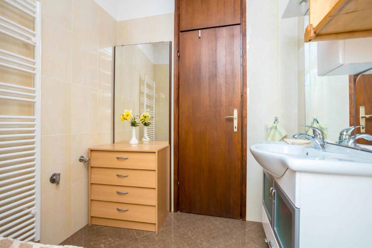 Apartment Jakovac By El-Pi Tours Нивице Экстерьер фото