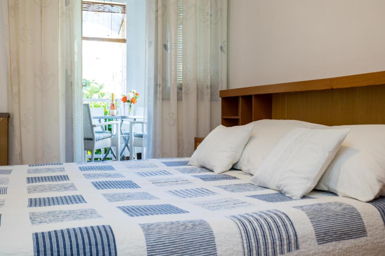 Apartment Jakovac By El-Pi Tours Нивице Экстерьер фото